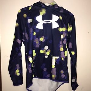 Under armour sweatshirt